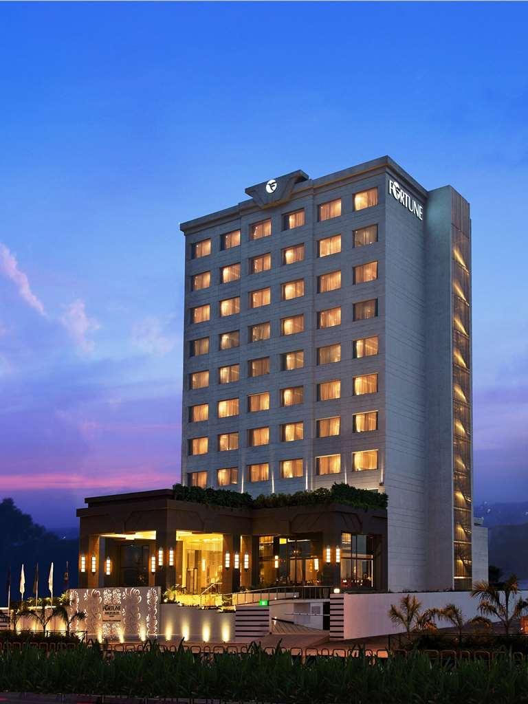 Fortune Park Jps Grand Rajkot - Member Itc Hotels' Group Extérieur photo