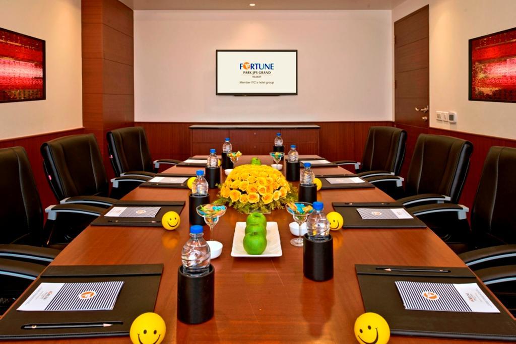 Fortune Park Jps Grand Rajkot - Member Itc Hotels' Group Extérieur photo